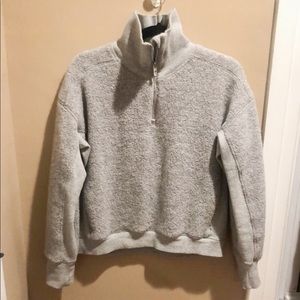 Lululemon Gray Standout Sherpa 1/2 Zip Pullover